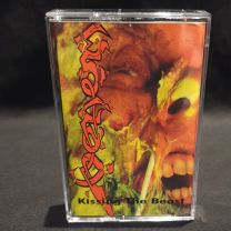 Venom ‎– Kissing The Beast Tape